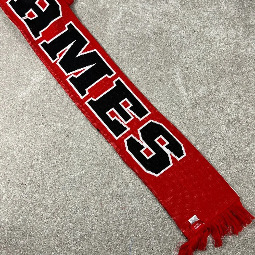 Reebok Unisex OSFM Red Black Winter Fringe Calgary Flames‎ Ice Hockey Scarf NWT